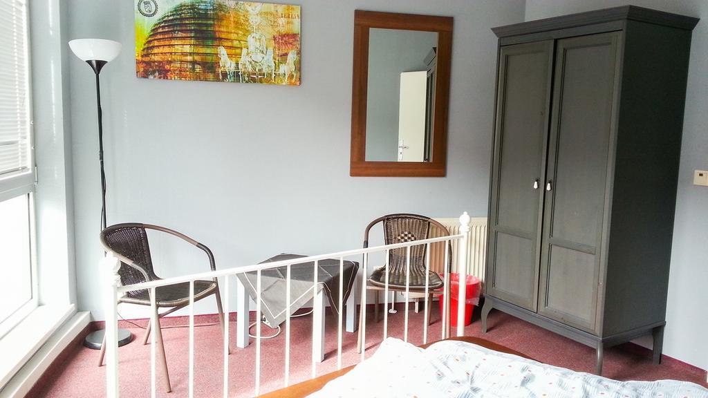 Hostel Die Etage East Berlijn Kamer foto
