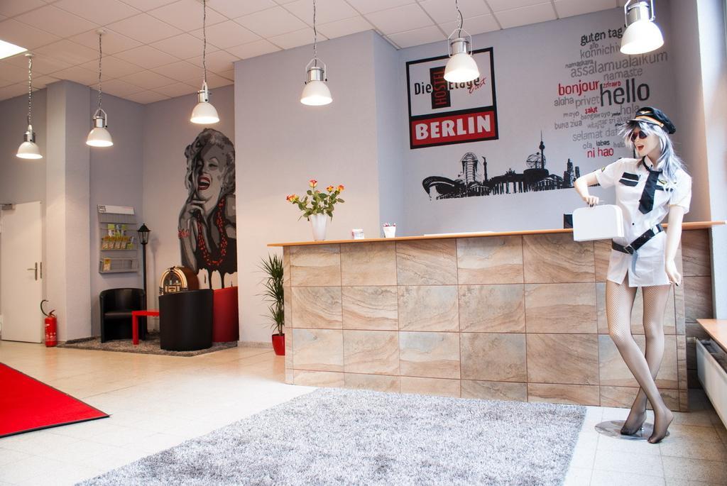 Hostel Die Etage East Berlijn Buitenkant foto