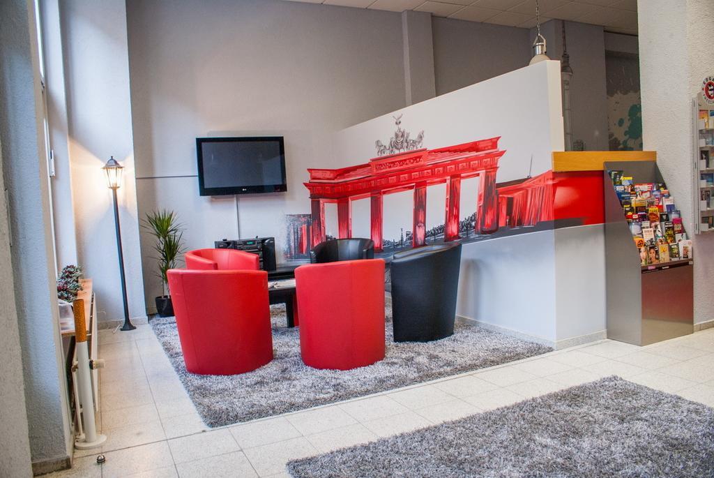 Hostel Die Etage East Berlijn Buitenkant foto